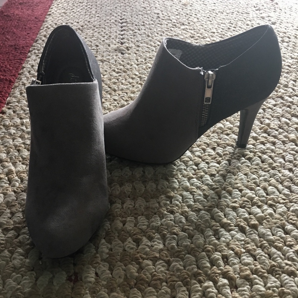 Ankle boots with heels